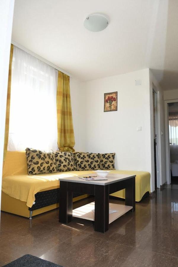 Sobe Alex Apartamento Veliko Gradište Exterior foto