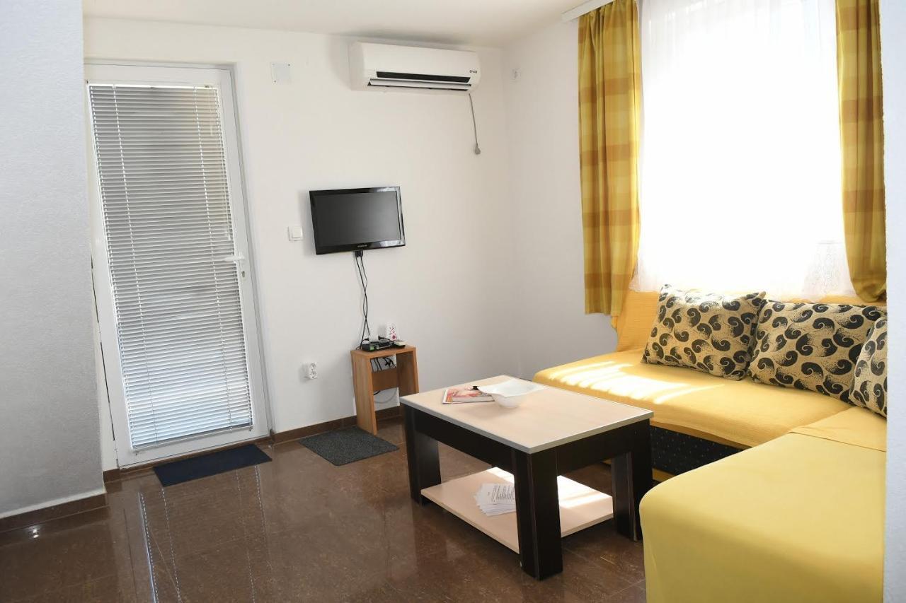 Sobe Alex Apartamento Veliko Gradište Exterior foto